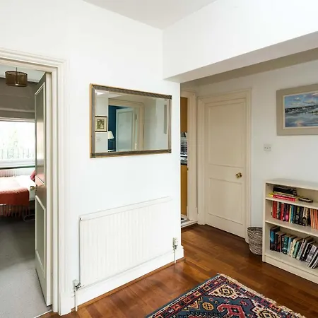 Elegant And Peaceful 2Bd Apt - Barons Court/Londres Extérieur photo